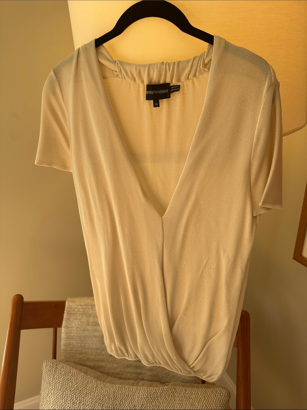 Emporio Armani Light cream V-Neck Short Sleeve Blouse